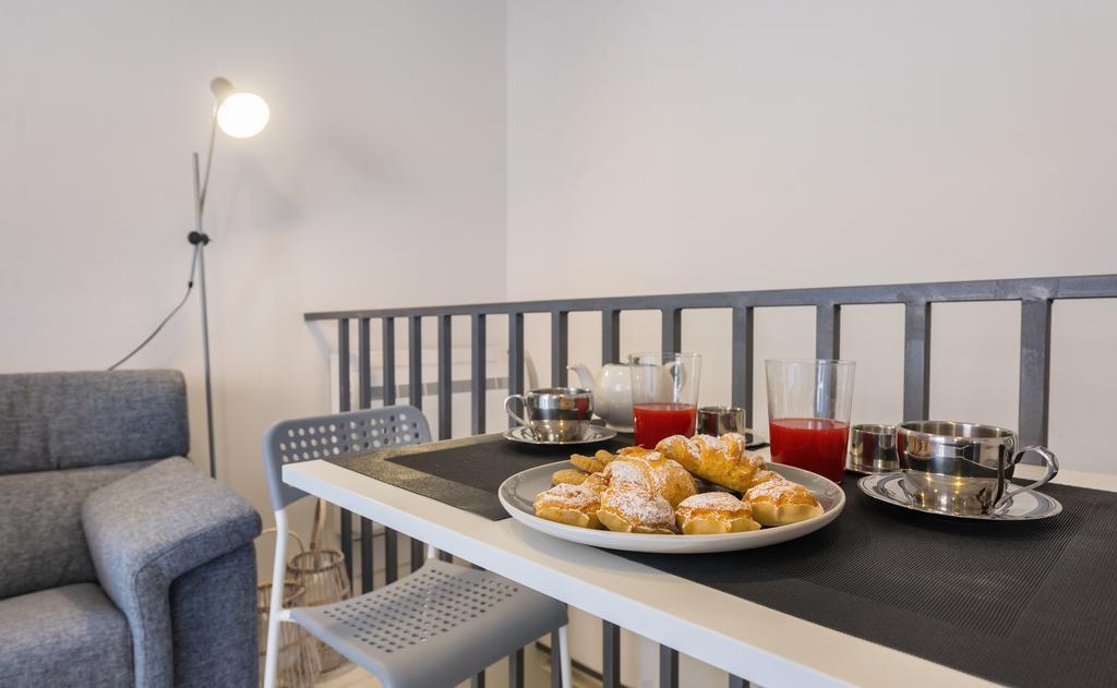 קליארי Castelletto Suite La Marina מראה חיצוני תמונה