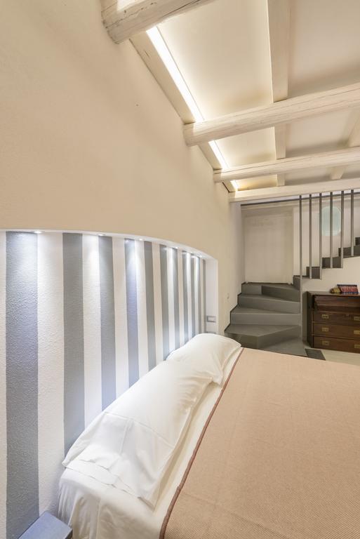 קליארי Castelletto Suite La Marina מראה חיצוני תמונה