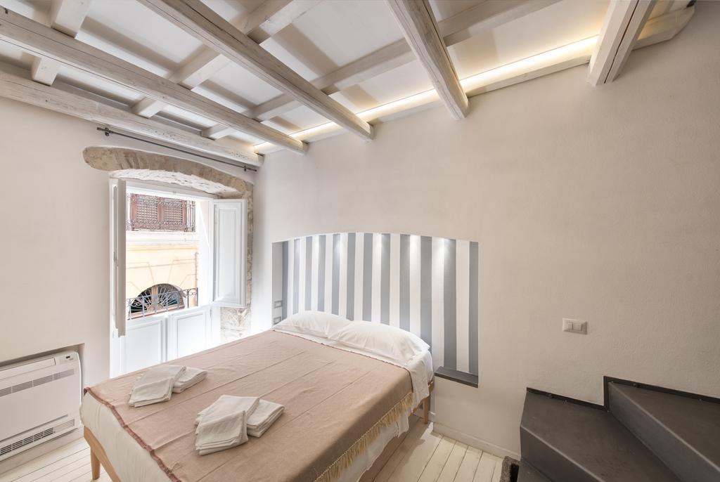 קליארי Castelletto Suite La Marina מראה חיצוני תמונה