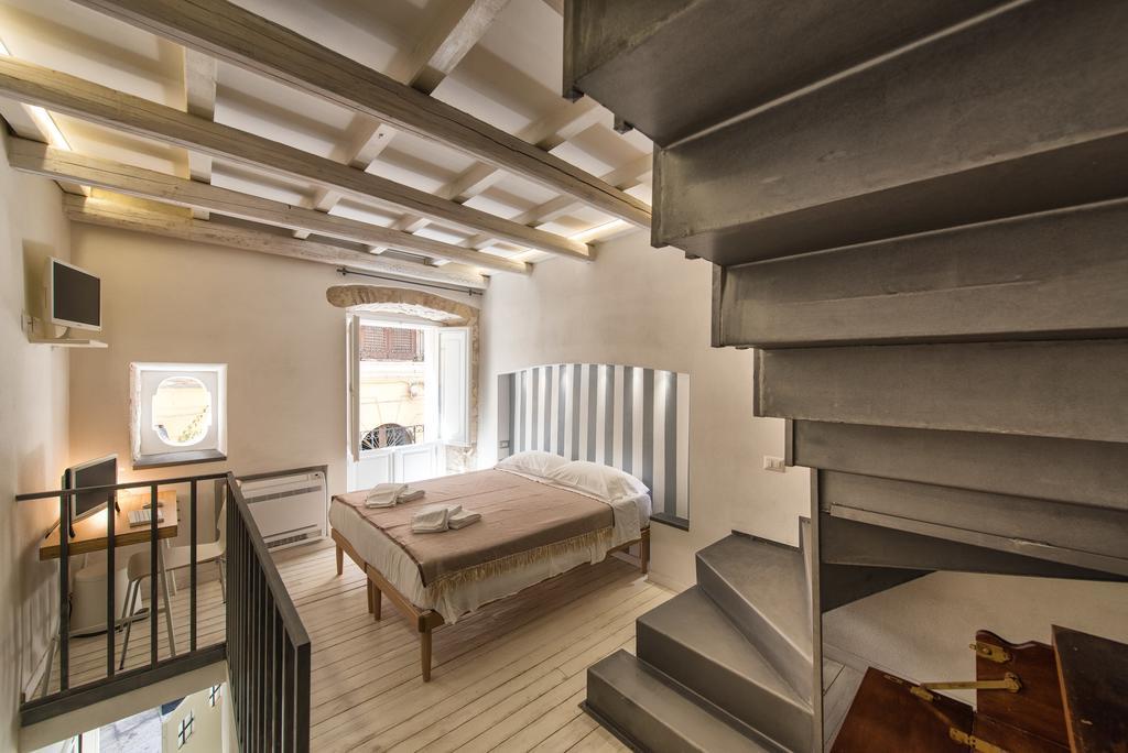 קליארי Castelletto Suite La Marina מראה חיצוני תמונה